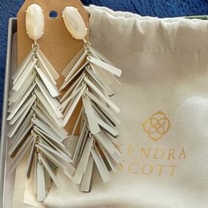 Kendra Scott justyne earrings